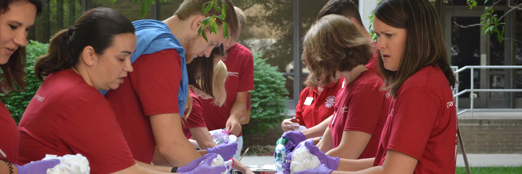 Students at a volunteer event